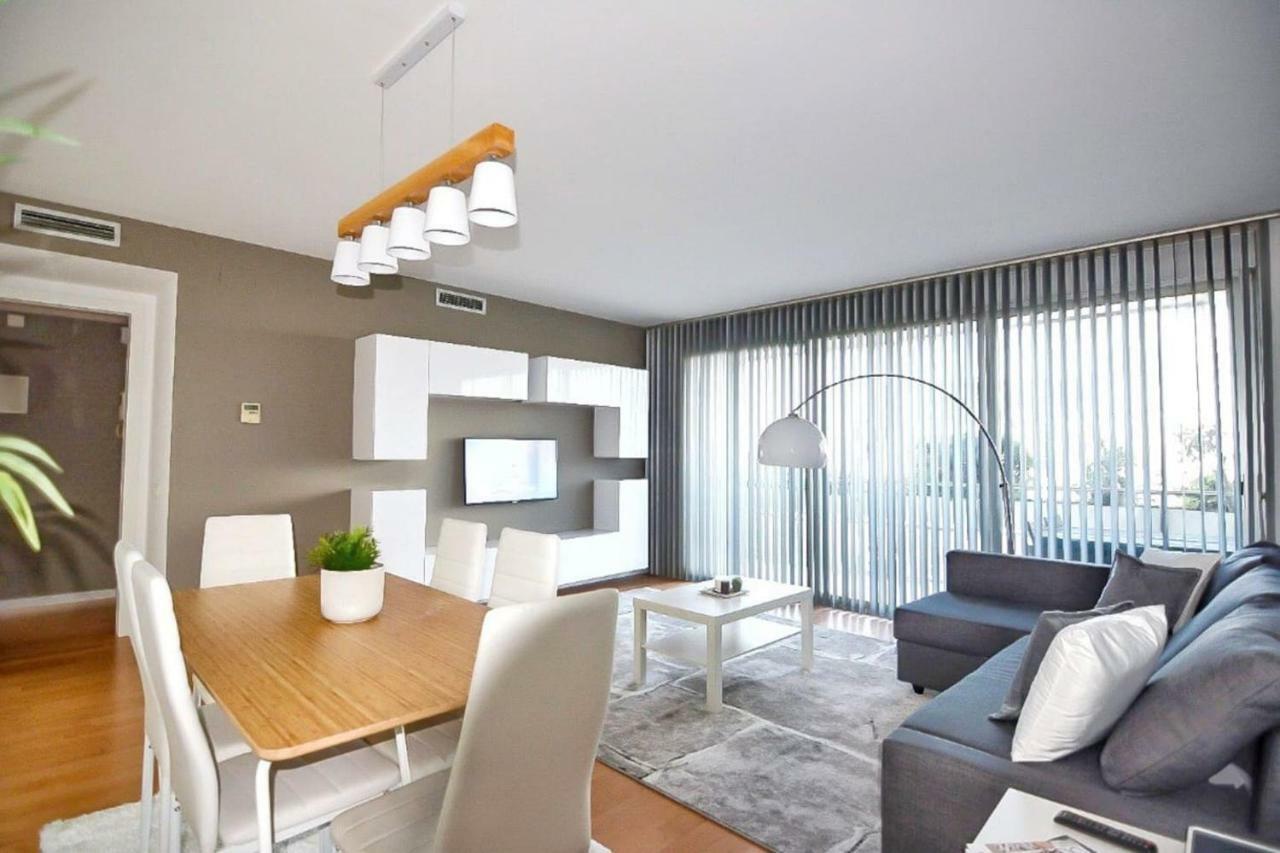 Lodging Apartments Forum 25 - Barcelona Forum Apartment Sant Adrià de Besòs Eksteriør billede
